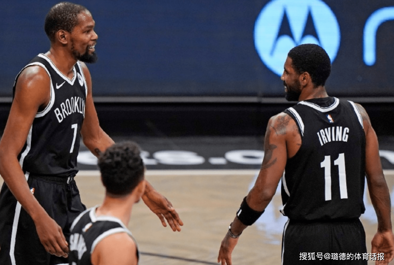 官方网站-包含芝加哥公牛训练开放日，集结日主帅复盘引欢呼，NBA季后赛在即，赛季目标并未改变的词条