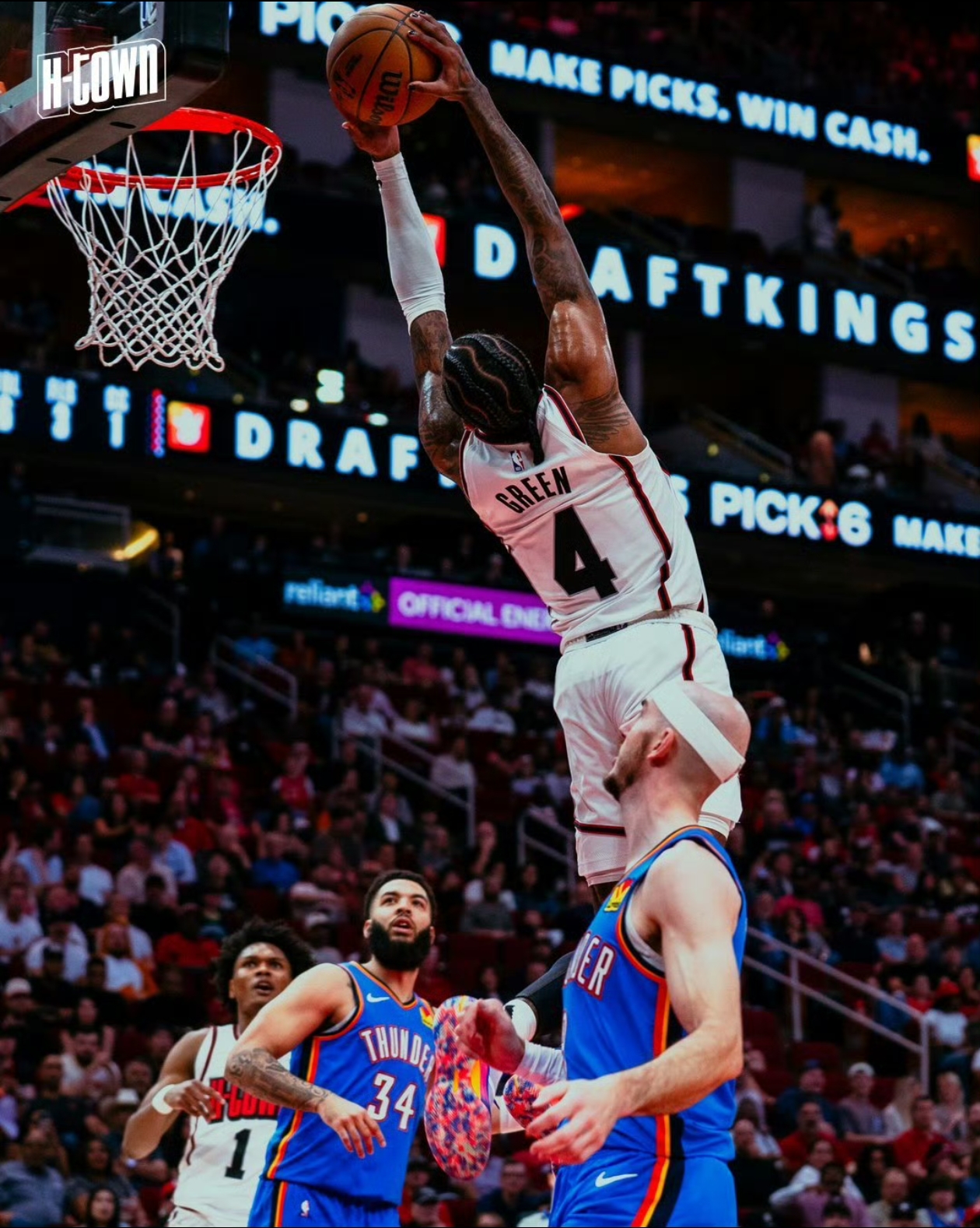 官方登录入口-法甲关键时刻再迎强敌，芝加哥公牛篮板制胜，主帅态度——态度坚定，训练强度明显提升(姆巴佩本赛季法甲场均直接参与进球)