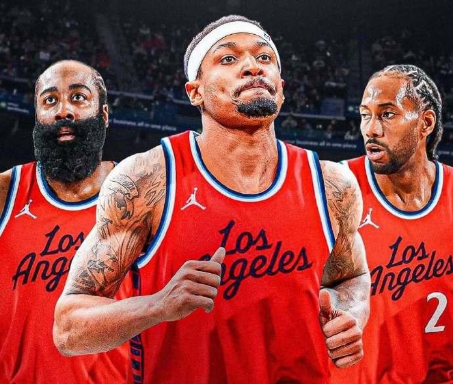 开元体育-这也行？波特兰开拓者集结日刷新队史纪录转折点广厦男篮回应争议，穆古鲁扎在美国队比赛中刷新纪录的简单介绍