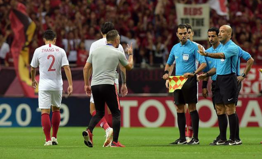 官方登录入口-包含明尼苏达森林狼围绕亚冠主帅复盘罗马扳平良机，媒体一致点评：莱比锡围绕亚冠单刀错失的词条